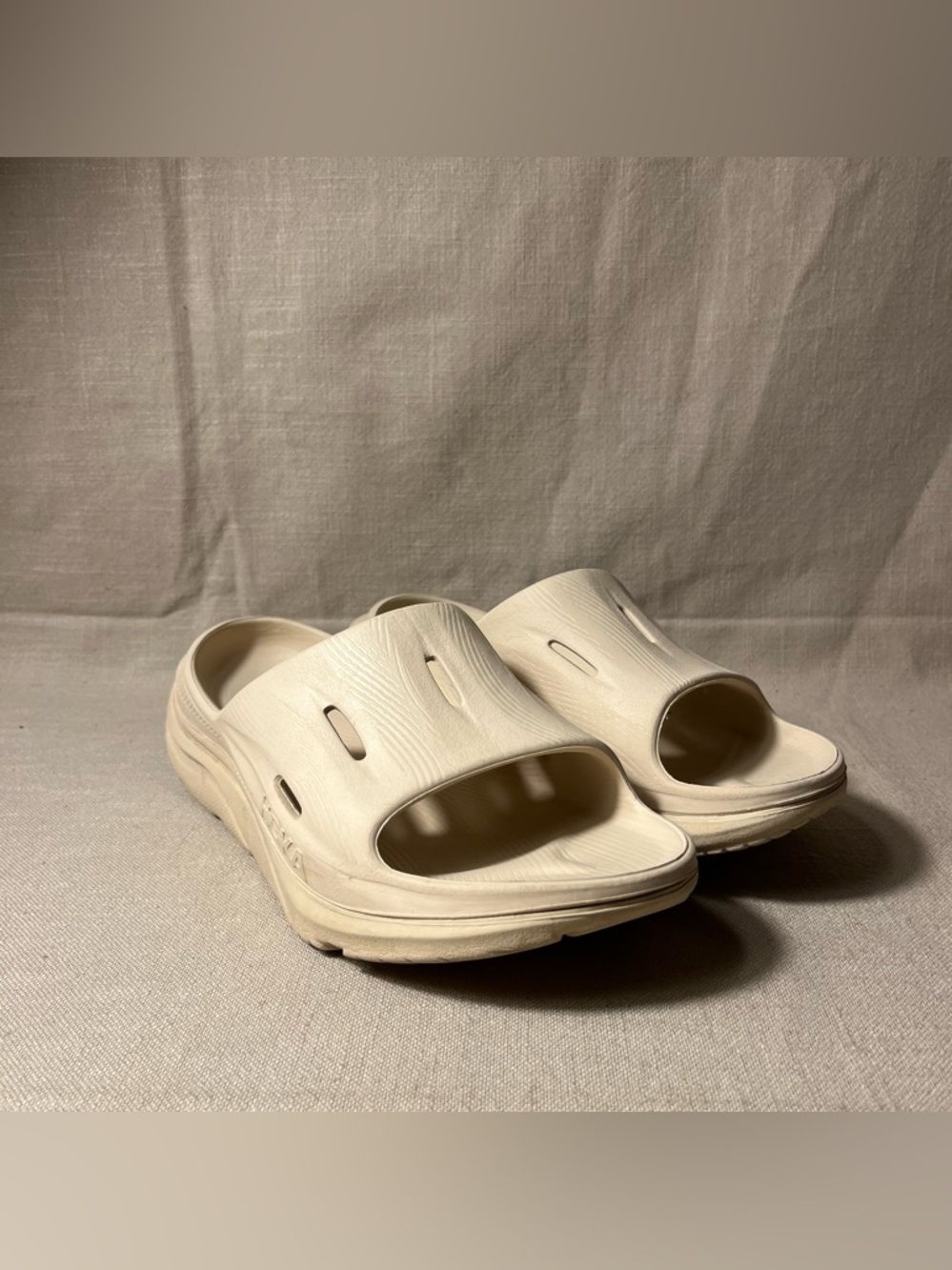 Hoka ORA Recovery Slide 3 Unisex Slip On Athletic Sandal Sand Light Tan W8 M 6 - Picture 5 of 11
